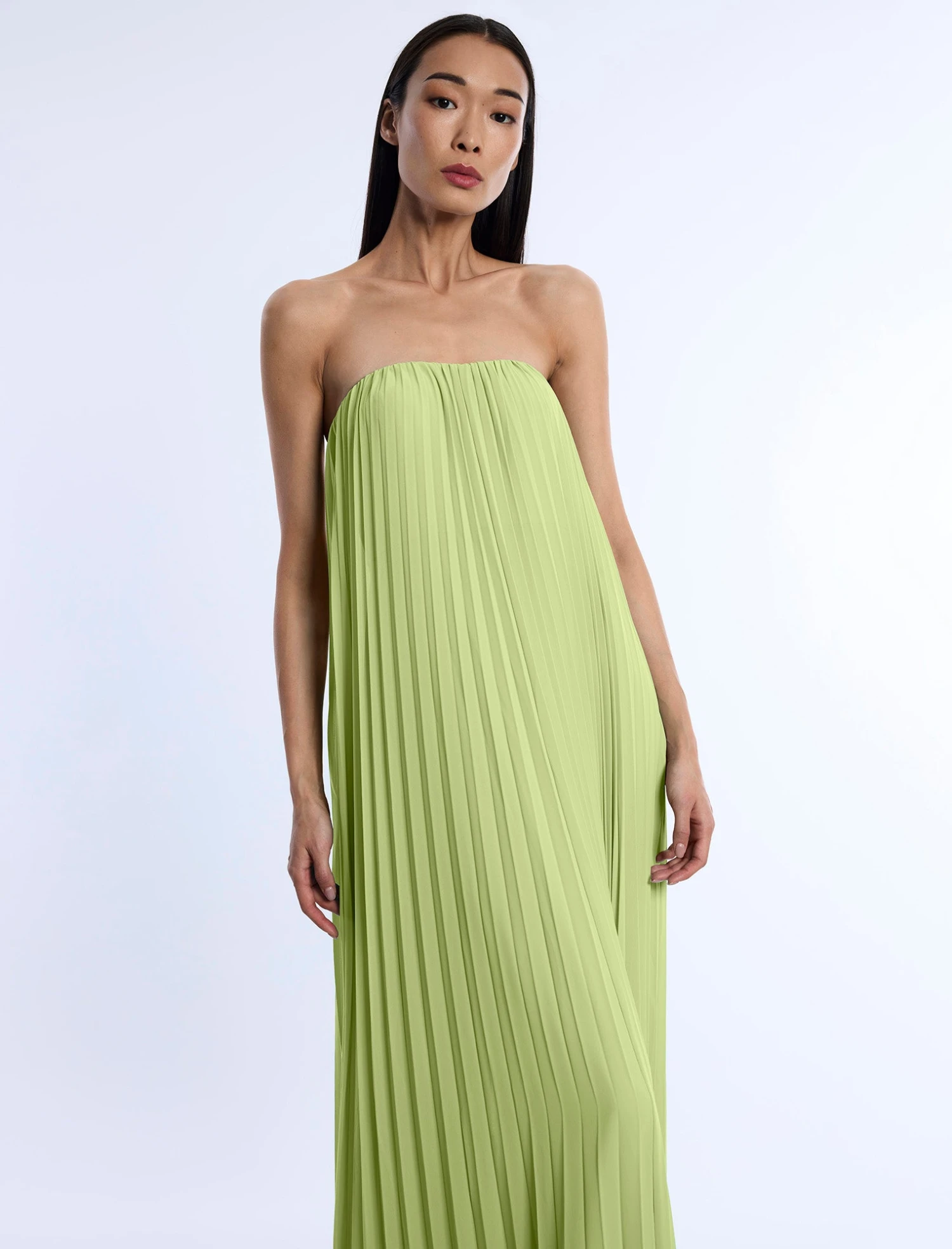 BCBGMAXAZRIA Pleated Gown 6 BCBGMAXAZRIA Pleated Gown - Image 6