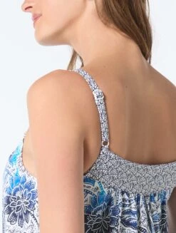 Beach House Audrey Blouson Tankini Top - Samoan Floral 12 Beach House Audrey Blouson Tankini Top - Samoan Floral -BCBGMAXAZRIA Shop H9G529 100 alt03 51a2ba5c fbb1 41f2 bdda b91d85236300