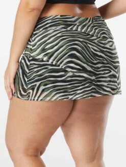 Coco Reef Sway Swim Skort - Wild Zebra 8 Coco Reef Sway Swim Skort - Wild Zebra -BCBGMAXAZRIA Shop U29126 004 alt04