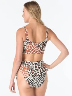 Coco Reef Elevate Bra Sized Shirred Underwire Bikini Top - Wild Medley 7 Coco Reef Elevate Bra Sized Shirred Underwire Bikini Top - Wild Medley -BCBGMAXAZRIA Shop U4C461 970 alt03