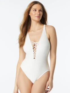 Coco Reef Sultry Bra Sized Underwire One Piece Swimsuit - Oceanside Textures -BCBGMAXAZRIA Shop U5A577 100 f1216482 46a6 42a3 8acb efa89f065daa