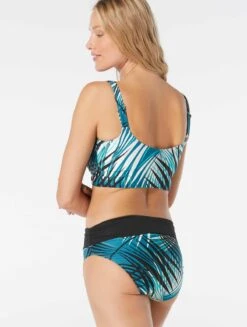 Coco Reef Elevate Bra Sized Shirred Underwire Bikini Top - Endless Summer Palm 21 Coco Reef Elevate Bra Sized Shirred Underwire Bikini Top - Endless Summer Palm -BCBGMAXAZRIA Shop u84461 349 alt03 1