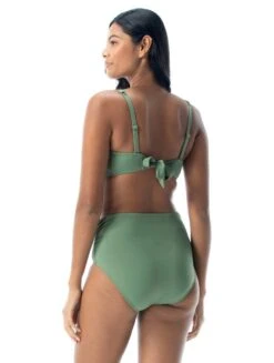 Coco Reef Charisma Bra Sized Underwire Bandeau Bikini Top - Classic Solids -BCBGMAXAZRIA Shop u95474 316 alt01 r b58d4743 fbf6 48f0 9e4b a4e0884412cf